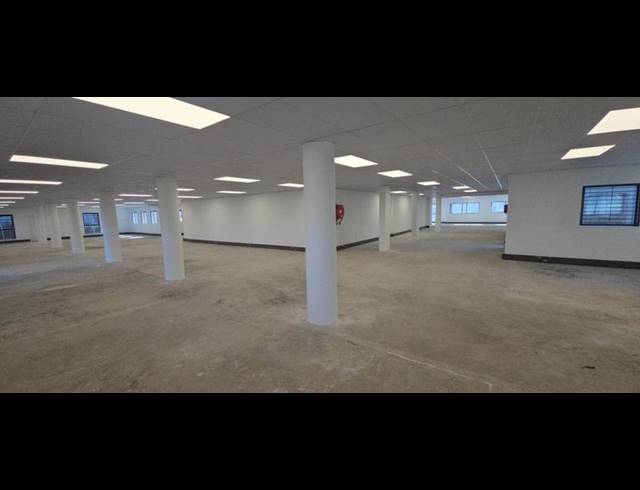 BUSINESS PROPERTY TO RENT IN VORNA VALLEY